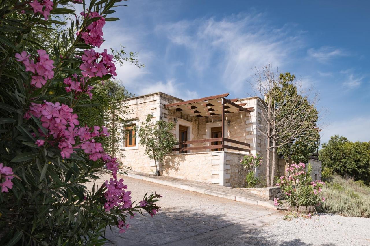 Koules Estate, With Private Pools & Bbq - Embracing Nature, By Thinkvilla Argouli Exterior photo
