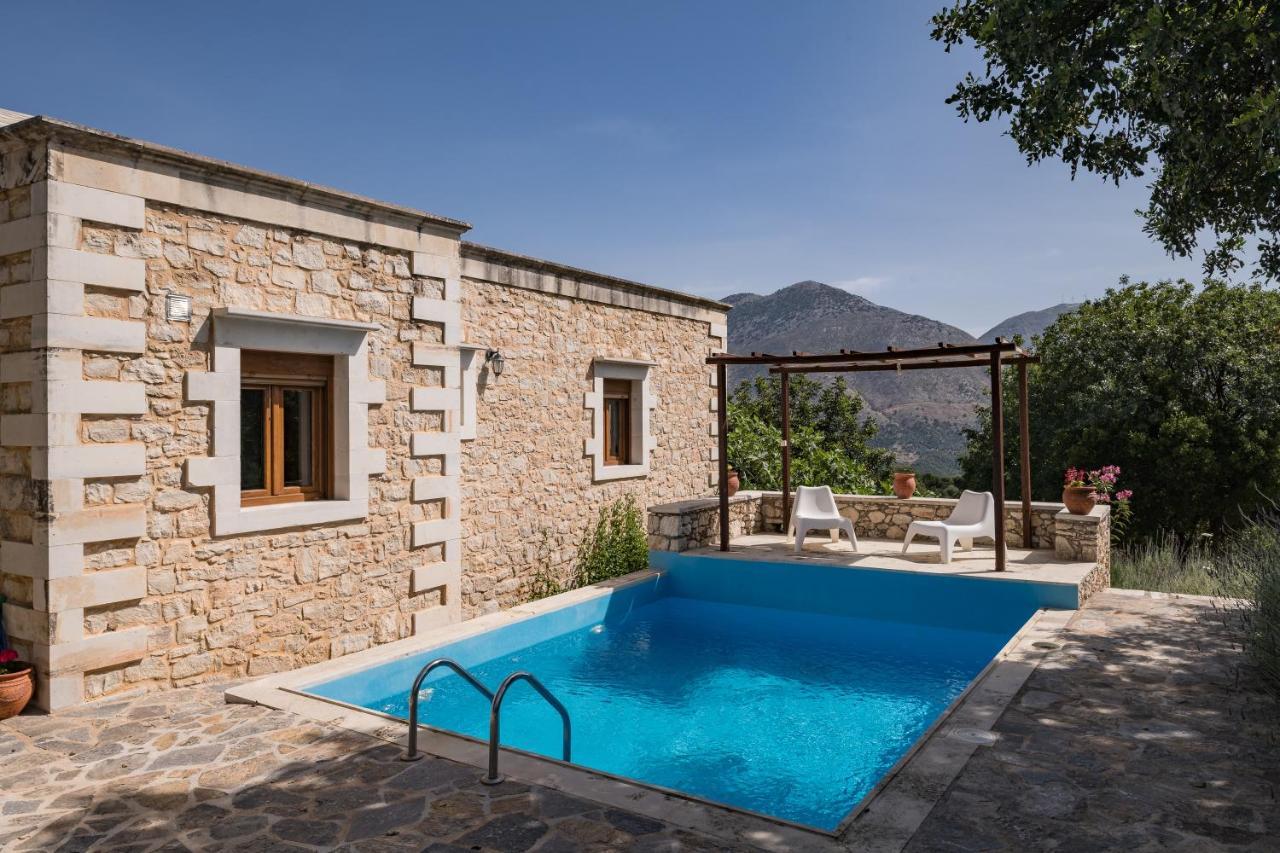 Koules Estate, With Private Pools & Bbq - Embracing Nature, By Thinkvilla Argouli Exterior photo
