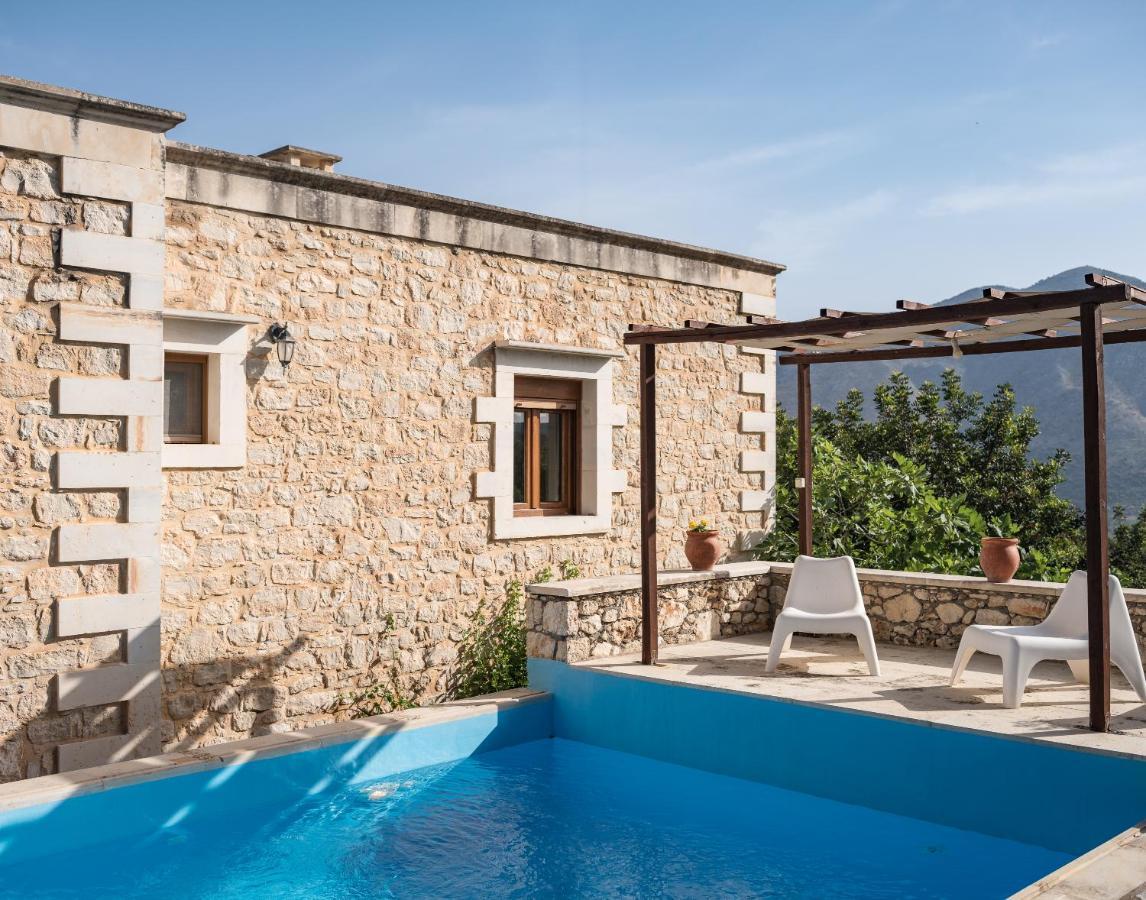 Koules Estate, With Private Pools & Bbq - Embracing Nature, By Thinkvilla Argouli Exterior photo